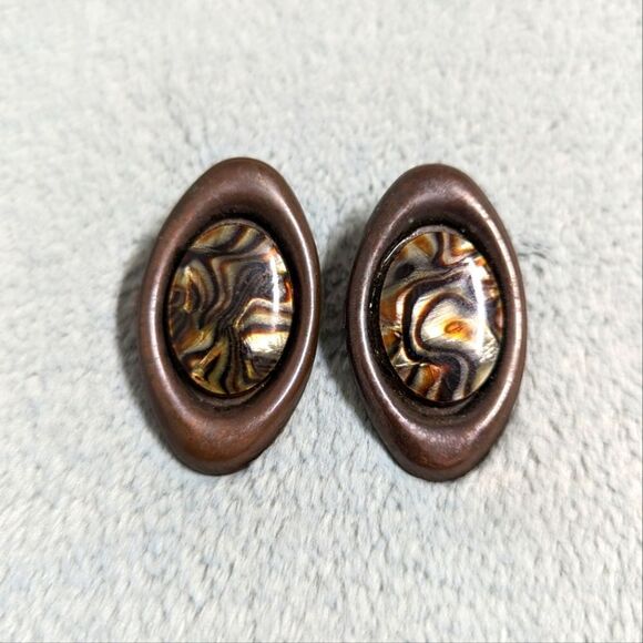 Vintage Treska Oblong Bronze/Grey Tone Metal and Faux Abalone Pierced Earrings - Picture 2 of 8